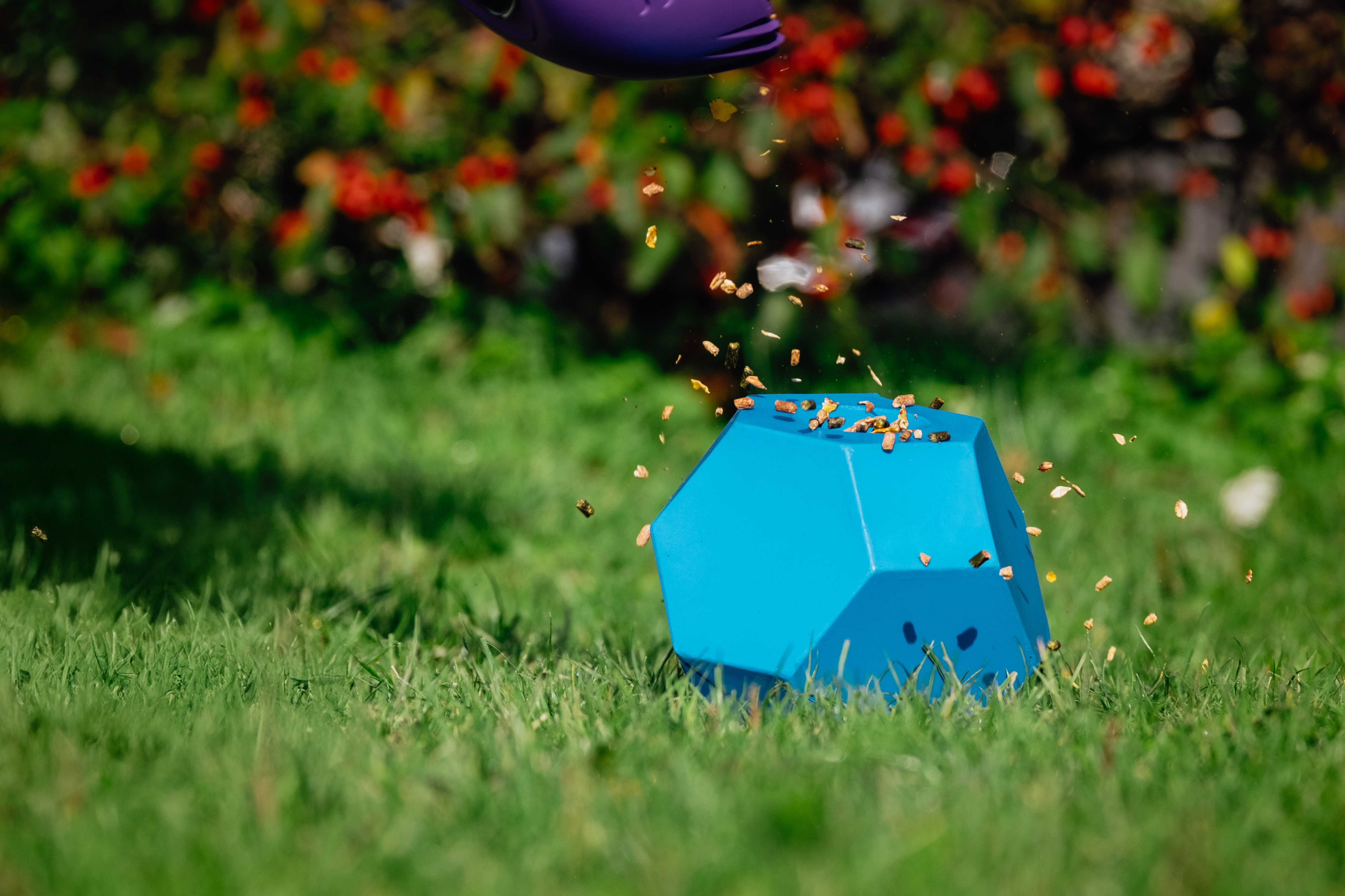 HIPPOTONIC Slow-Feeder-Ball für Heu